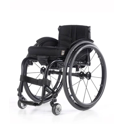 Mechanické invalidné vozíky Quickie Nitrum foto