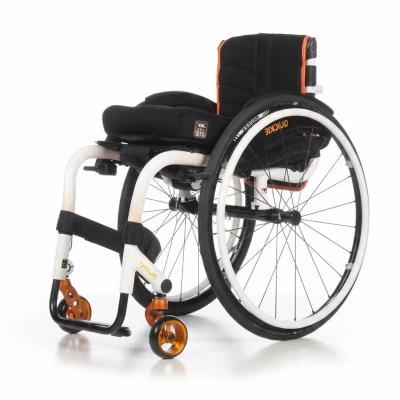 Mechanické invalidné vozíky Quickie Nitrum Pro foto