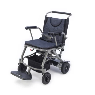 Elektrické invalidné vozíky Invacare Kompas foto