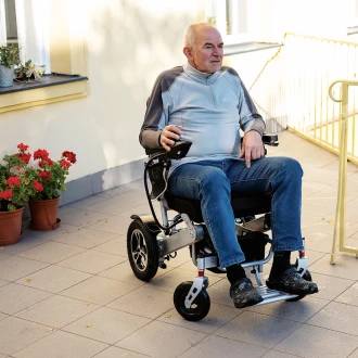 Elektrické invalidné vozíky inSPORTline Hawkie II foto